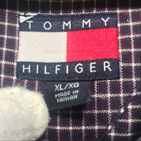 Tommy Hilfiger Vintage Mens XL Dress shirt (095) - Picture 3 of 5